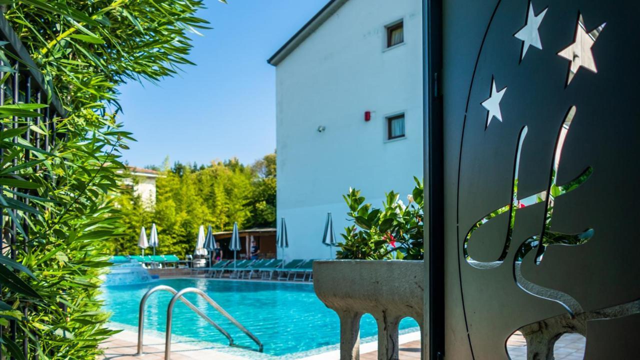Hotel Smeraldo 라찌제 외부 사진